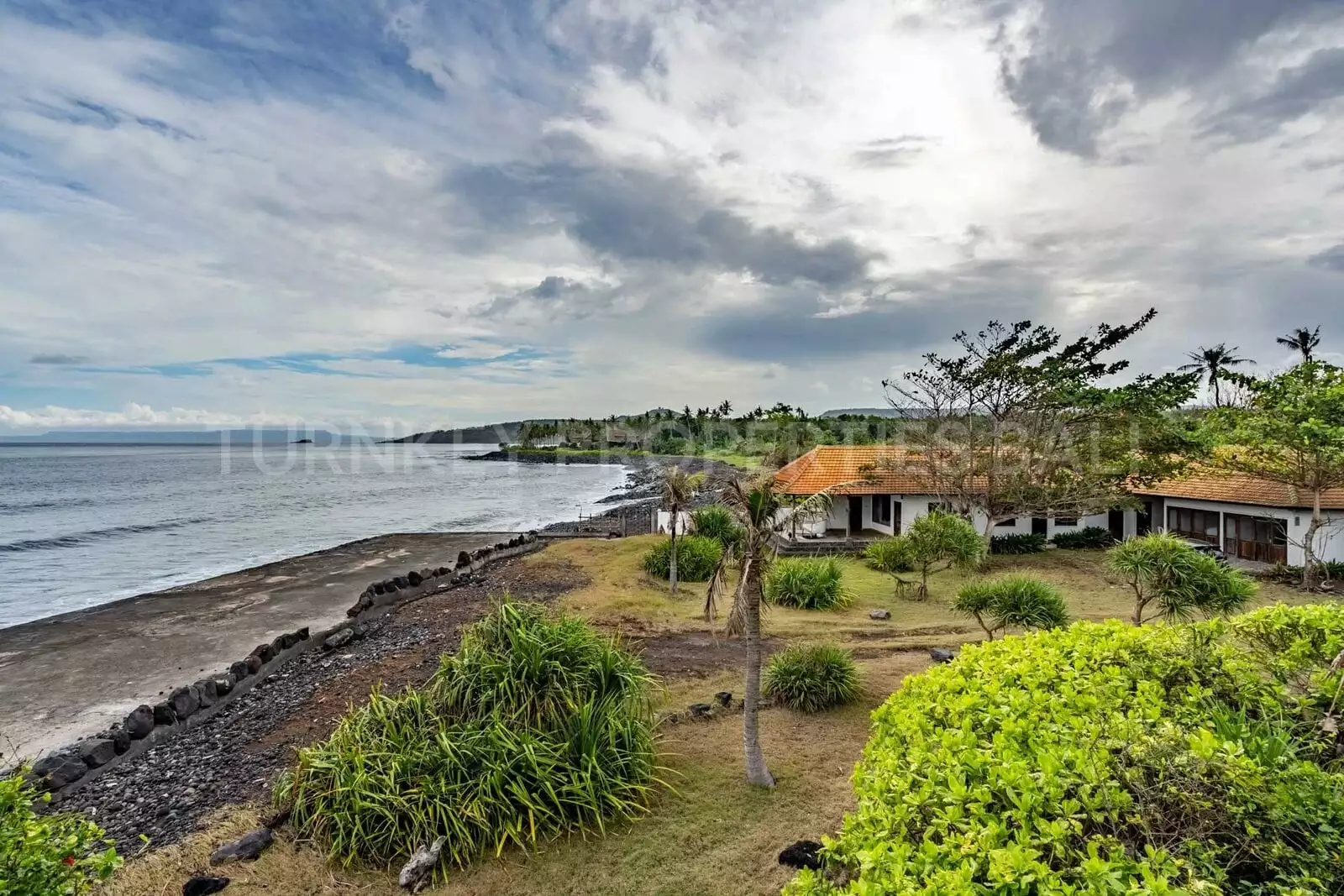 Villa 541m² in Indonesia, Karangasem. Priced at 1500000$ rent photo-9