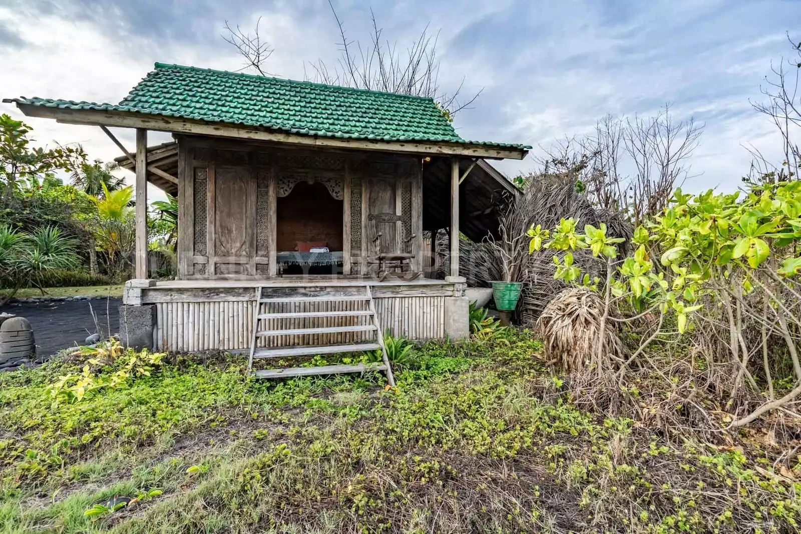 Villa 541m² in Indonesia, Karangasem. Priced at 1500000$ rent photo-17