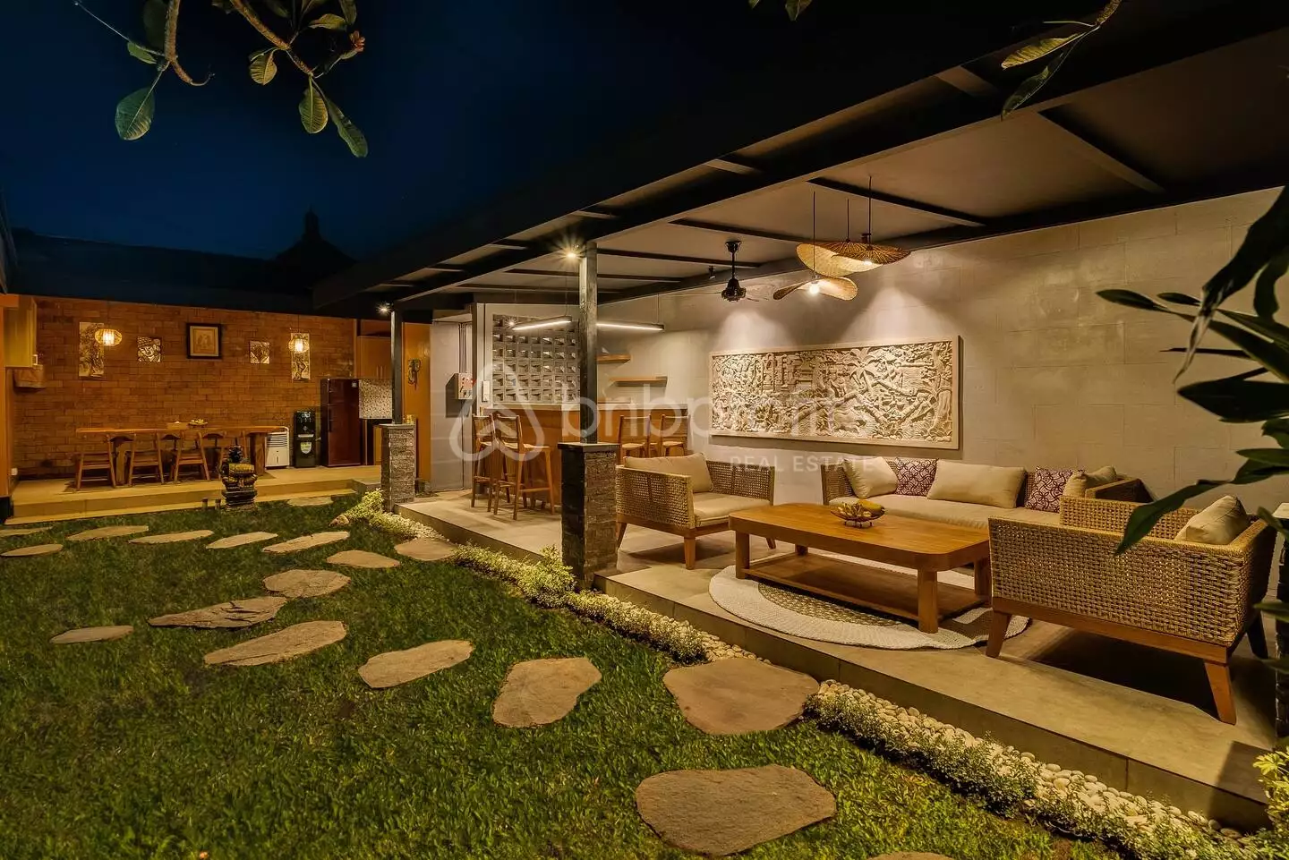 Villa 122m² in Indonesia, Ubud. Priced at 249000$ rent photo-2
