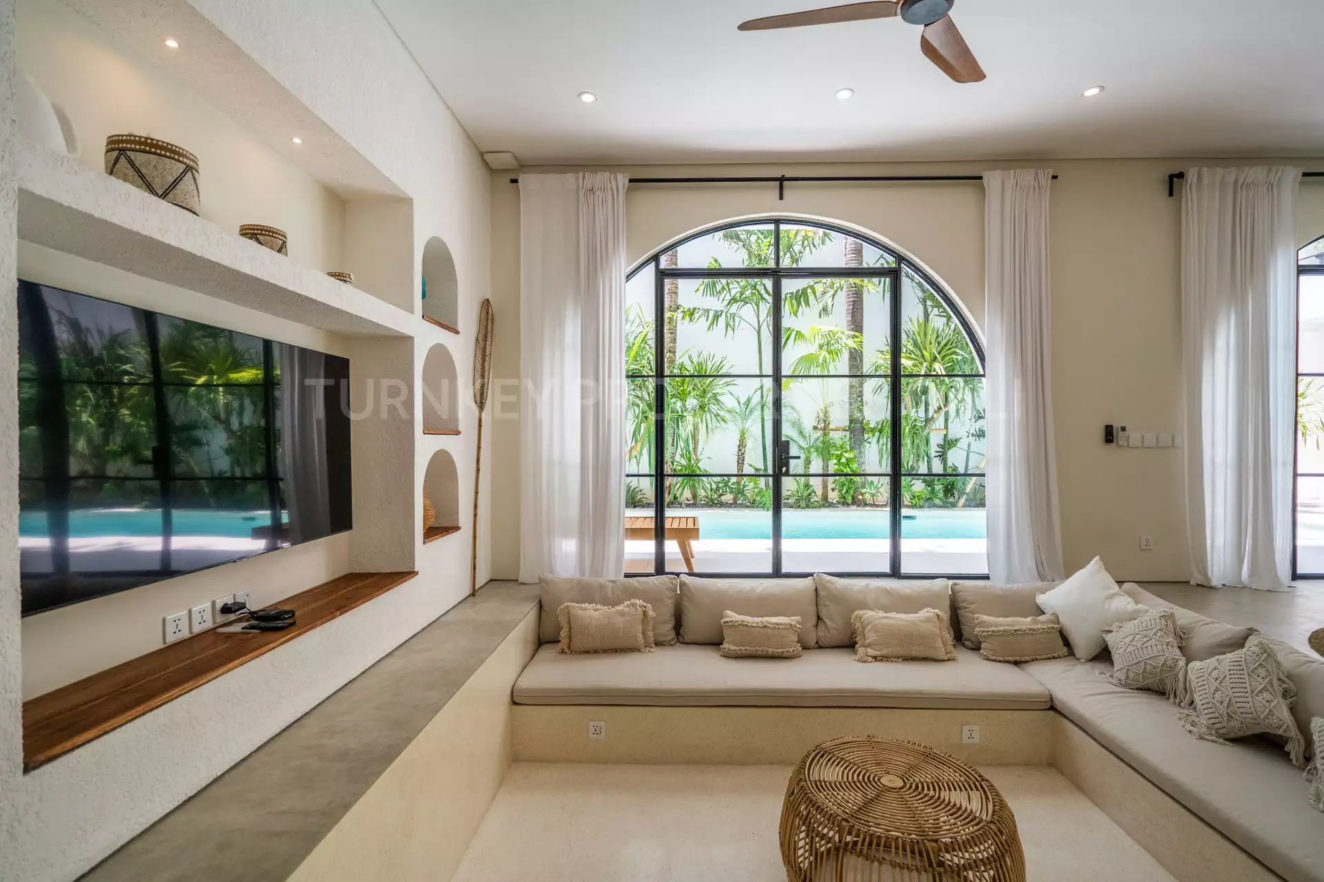 Villa 430m² in Indonesia, Umalas. Priced at 770000$ rent photo-5