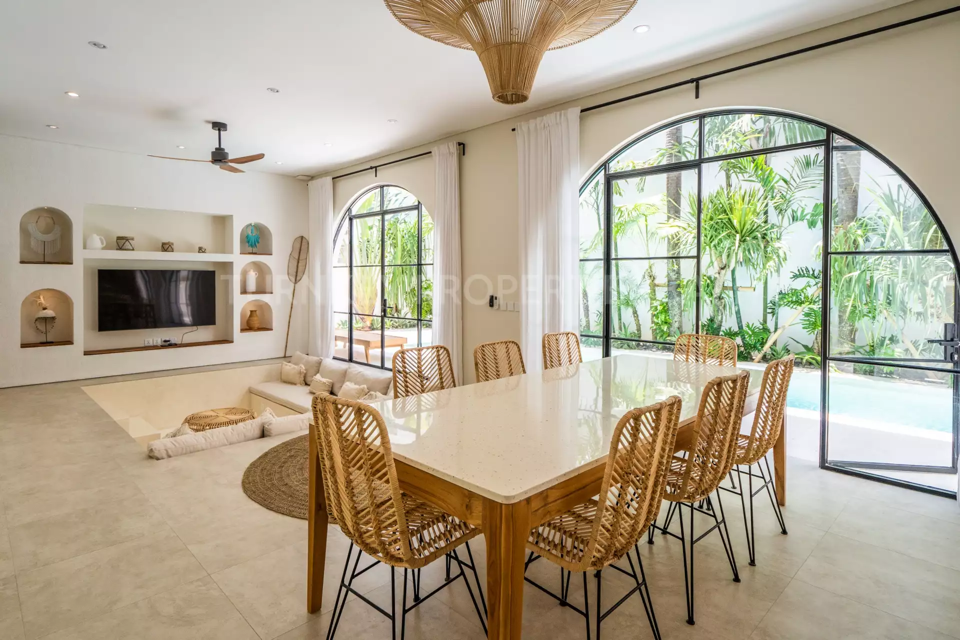 Villa 430m² in Indonesia, Umalas. Priced at 770000$ rent photo-8