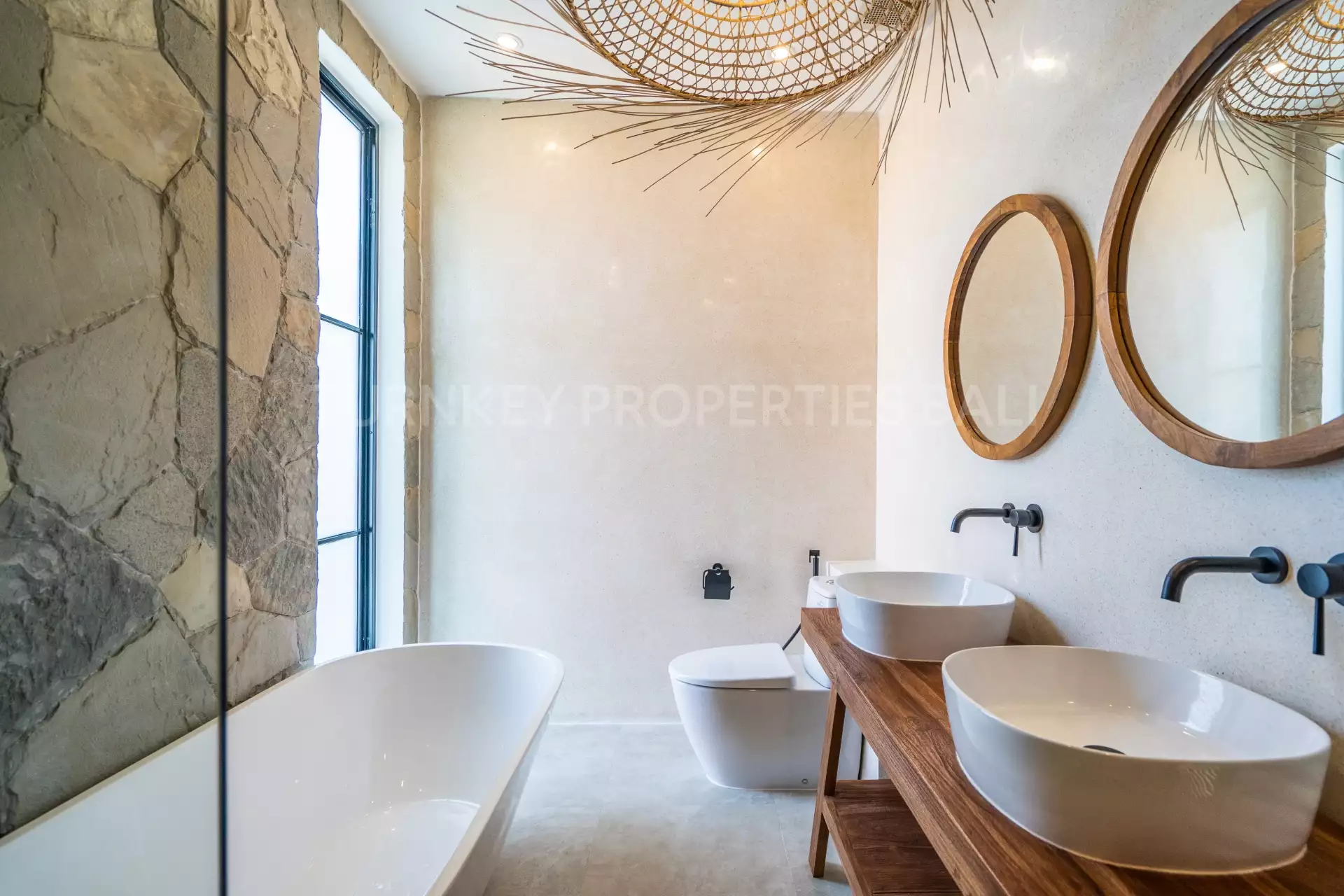 Villa 430m² in Indonesia, Umalas. Priced at 770000$ rent photo-15