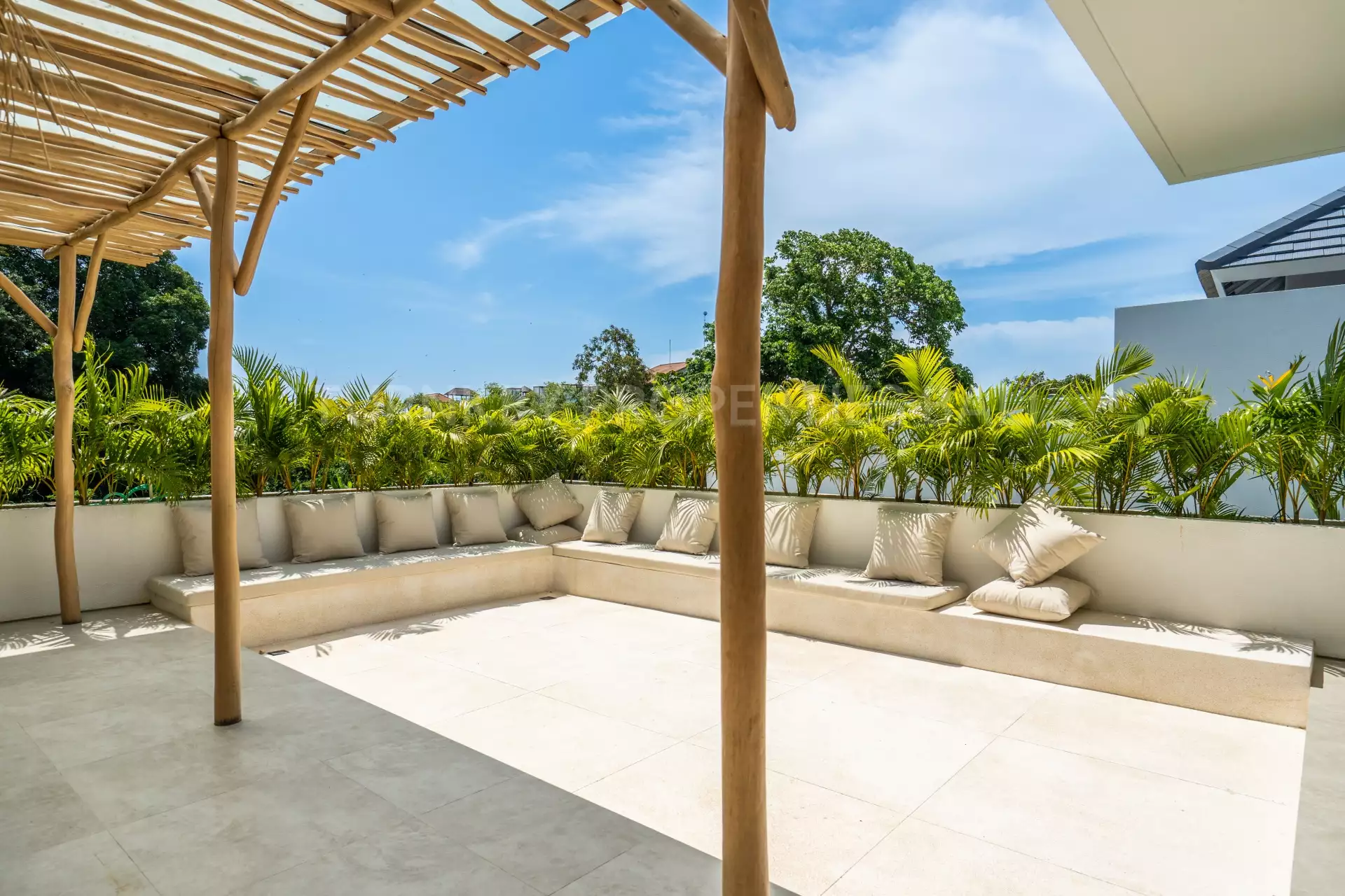Villa 430m² in Indonesia, Umalas. Priced at 770000$ rent photo-17