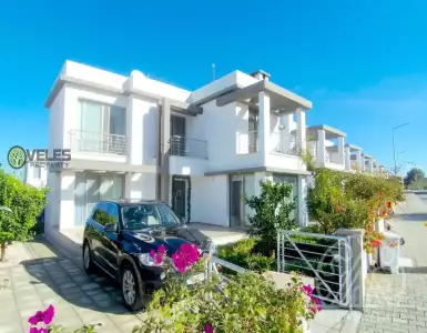 Buy in Cyprus for 432900€