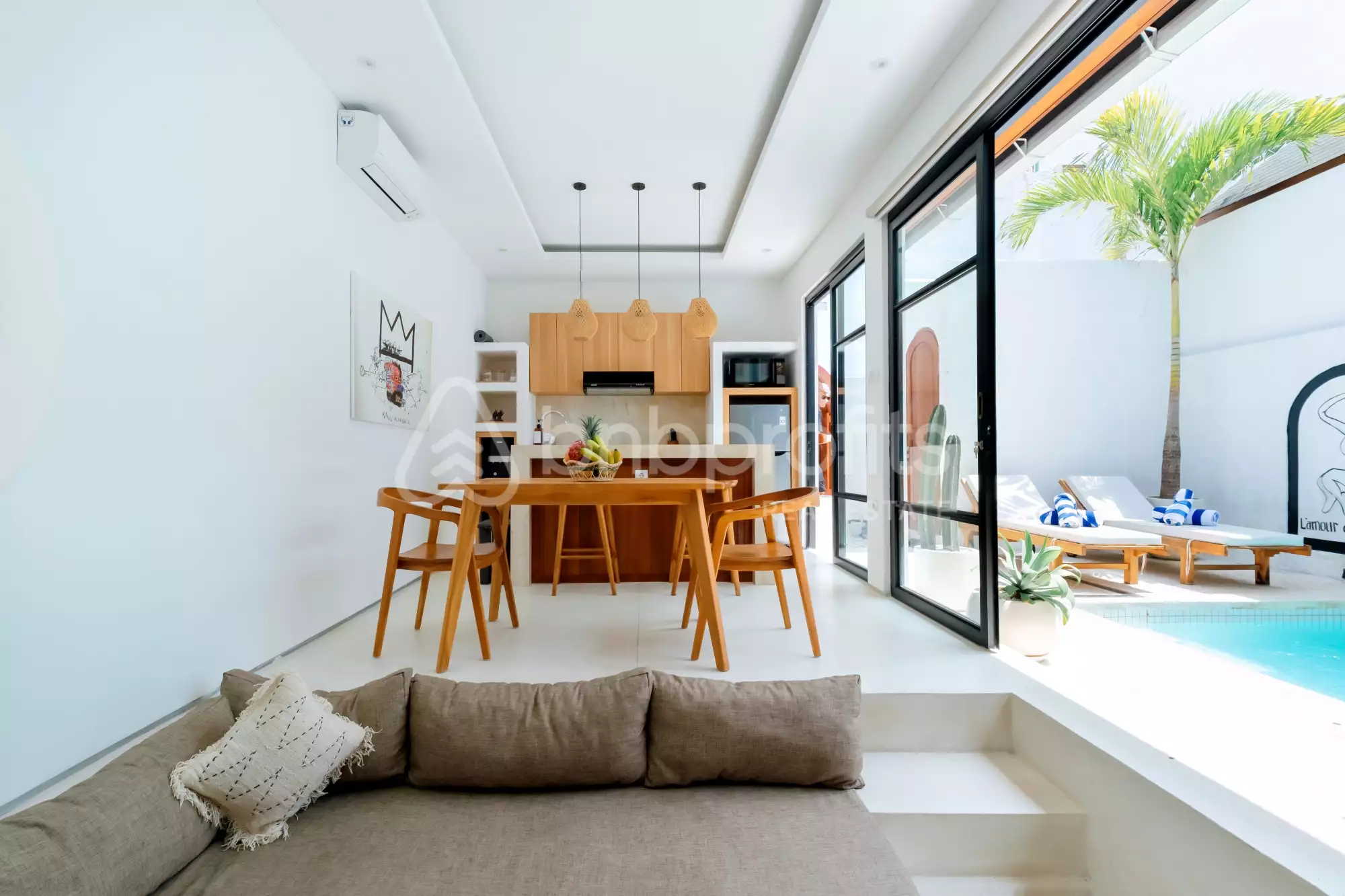Villa 75m² in Indonesia, Canggu-Pererenan. Priced at 210000$ rent photo-10