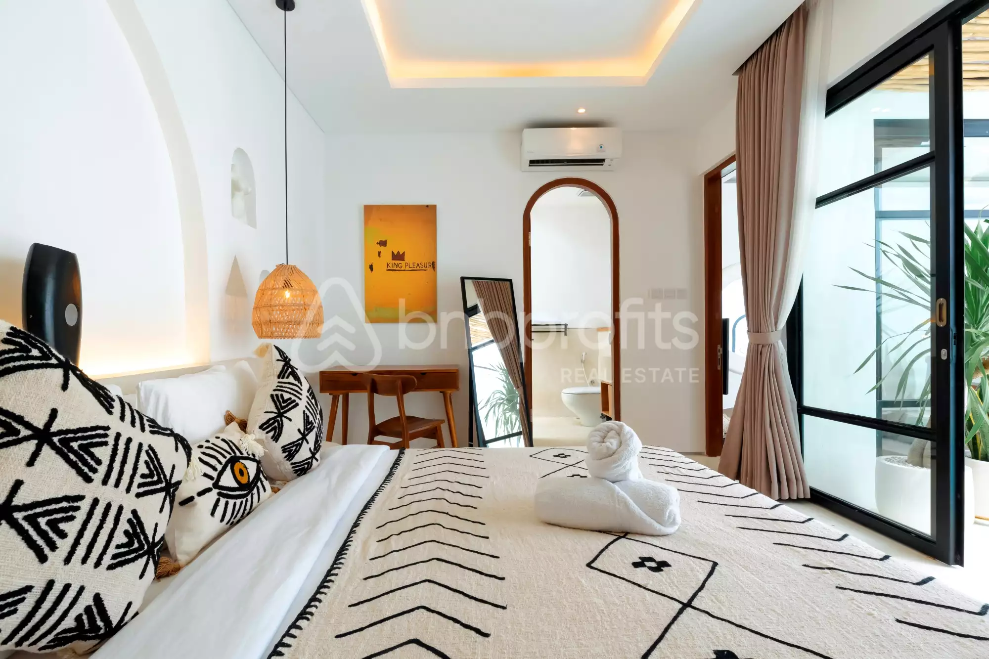 Villa 75m² in Indonesia, Canggu-Pererenan. Priced at 210000$ rent photo-13