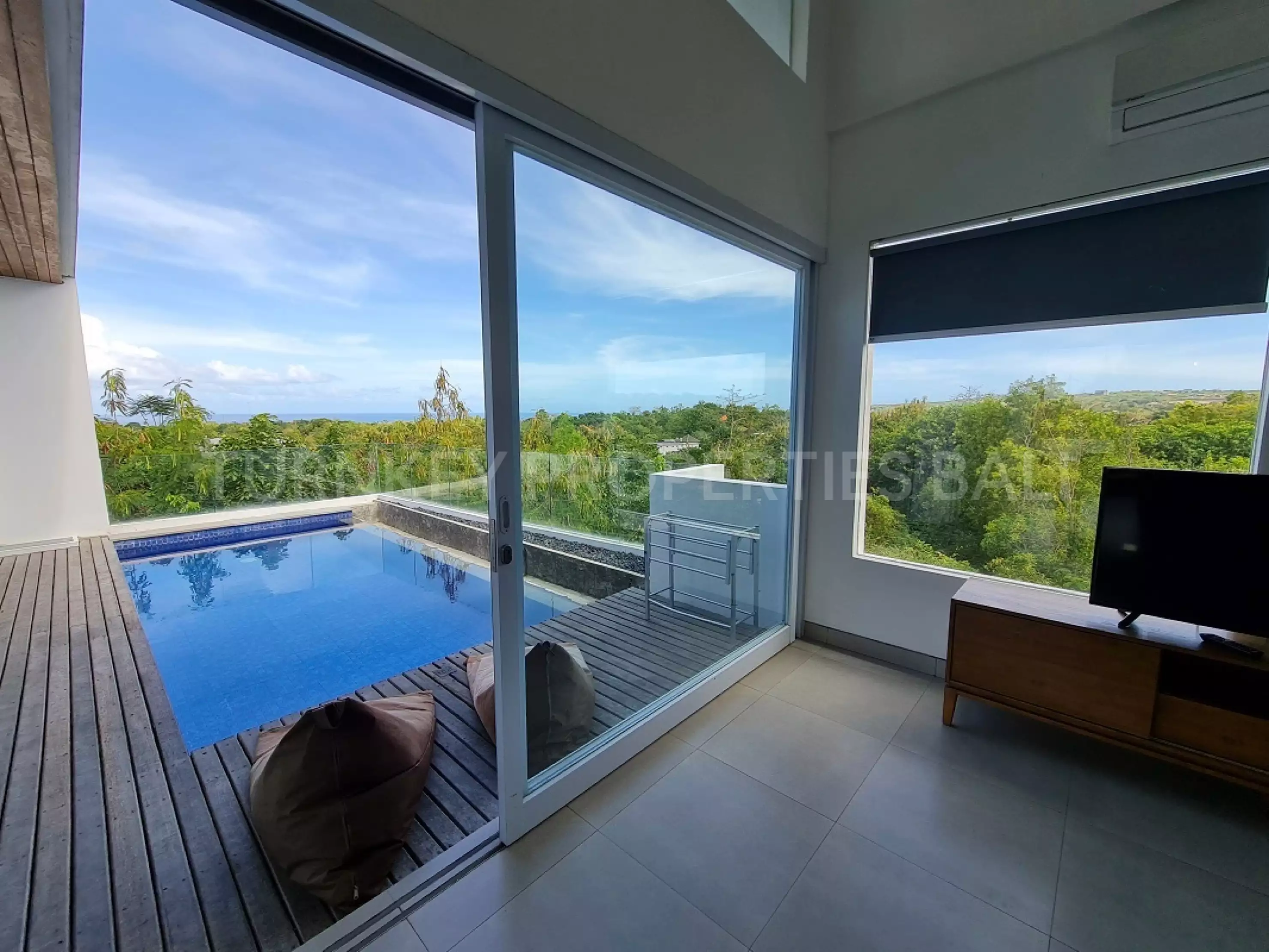 Villa 196m² in Indonesia, Bukit-Ungasan. Priced at 313104$ rent photo-1