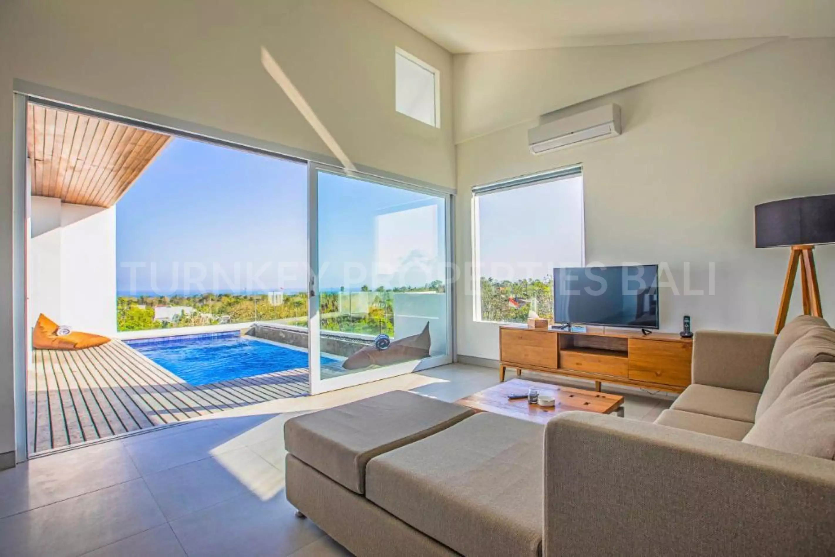 Villa 196m² in Indonesia, Bukit-Ungasan. Priced at 313104$ rent photo-6