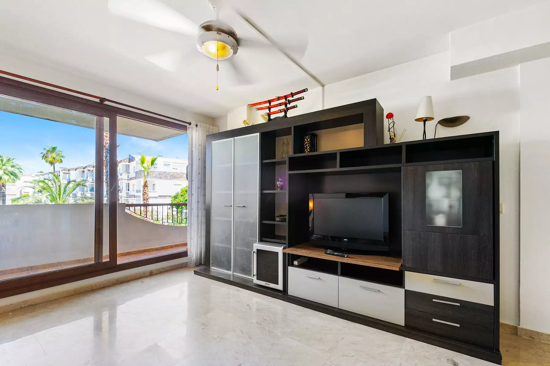 Flat 86m² in Spain, Punta Prima. Priced at 235000€ rent photo-3