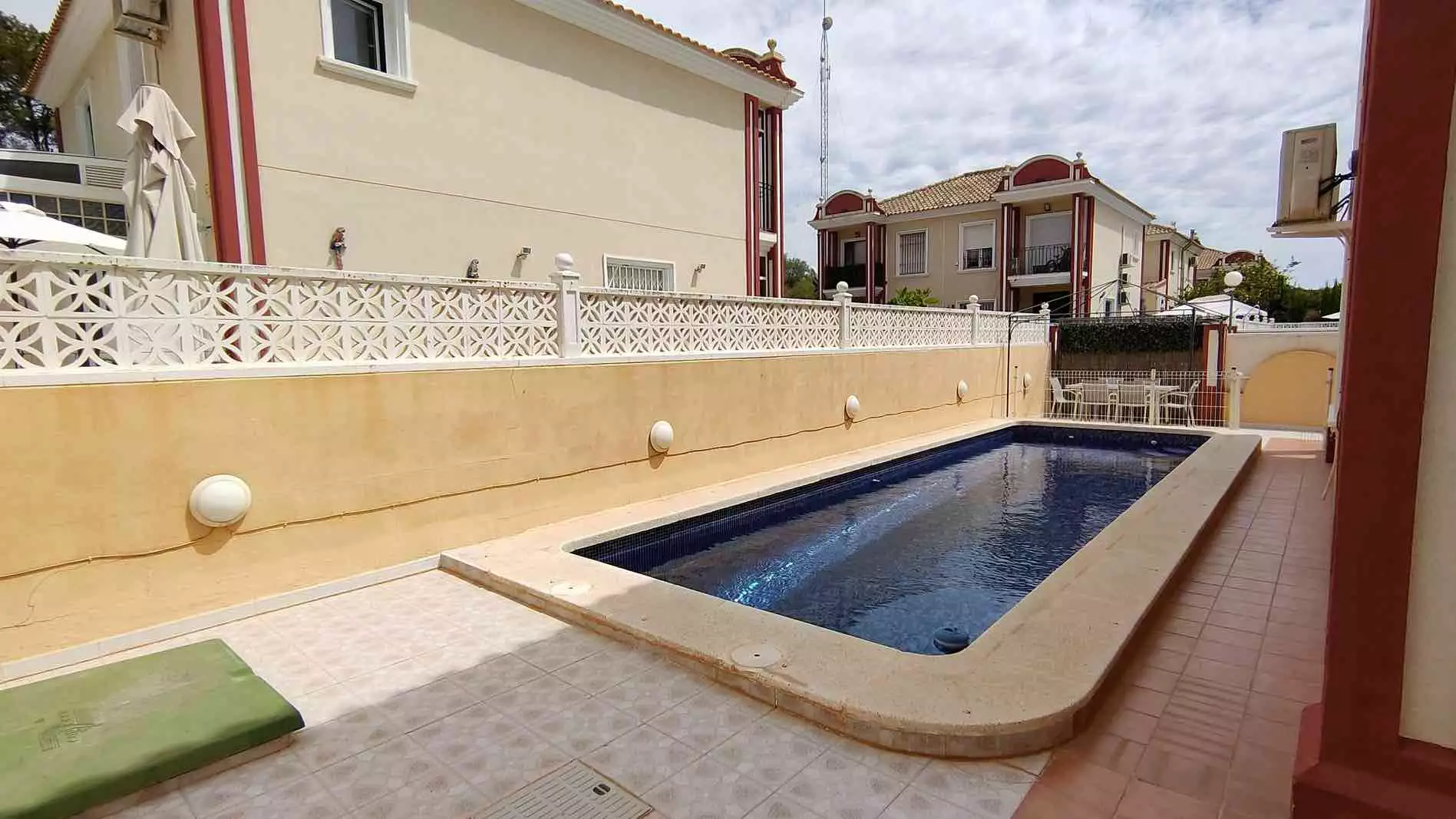 Townhouse 92m² in Spain, Deesa de Campoamor. Priced at 250000€ rent photo-6