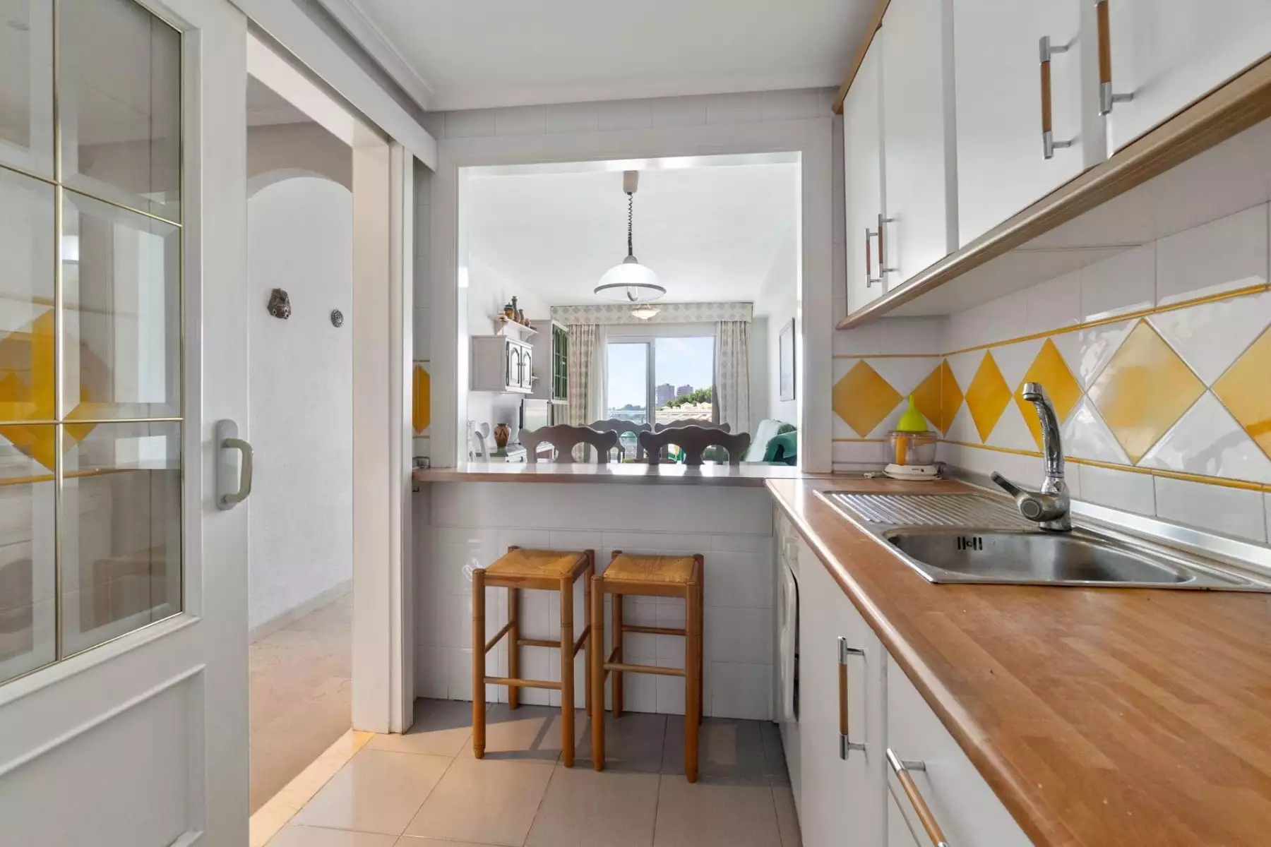 Flat 76m² in Spain, Deesa de Campoamor. Priced at 189000€ rent photo-10