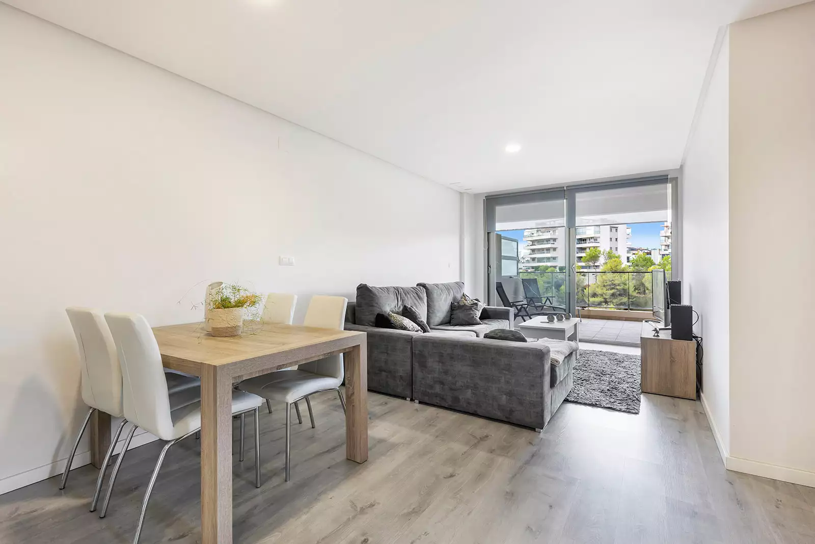 Flat 84m² in Spain, Orihuela Costa. Priced at 274000€ rent photo-6