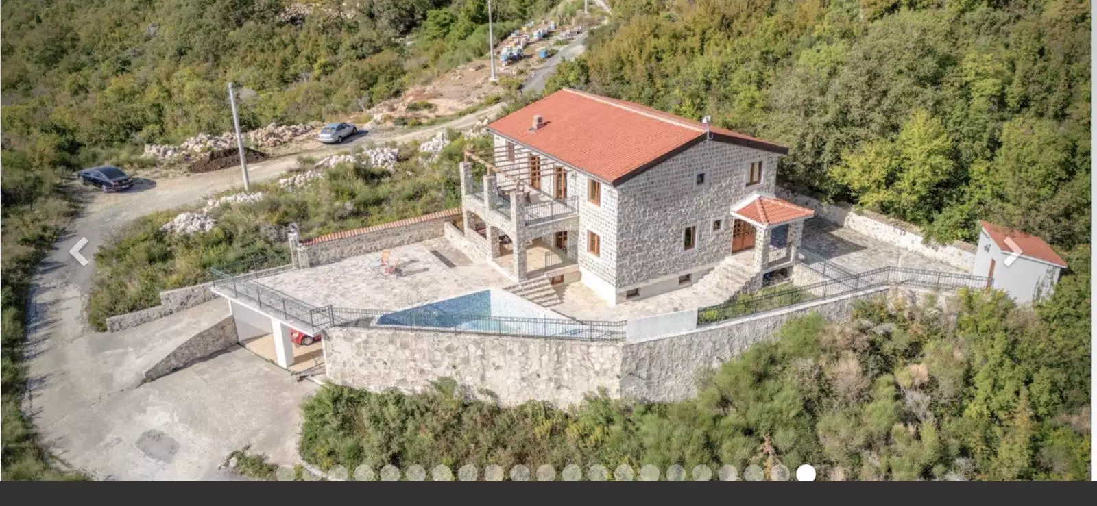 Villa 466m² in Montenegro, Petrovac. Priced at 950000€ rent photo-9