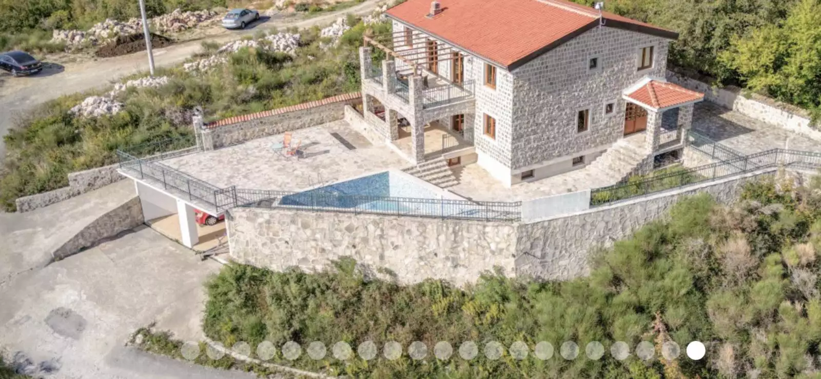 Villa 466m² in Montenegro, Petrovac. Priced at 950000€ rent photo-12