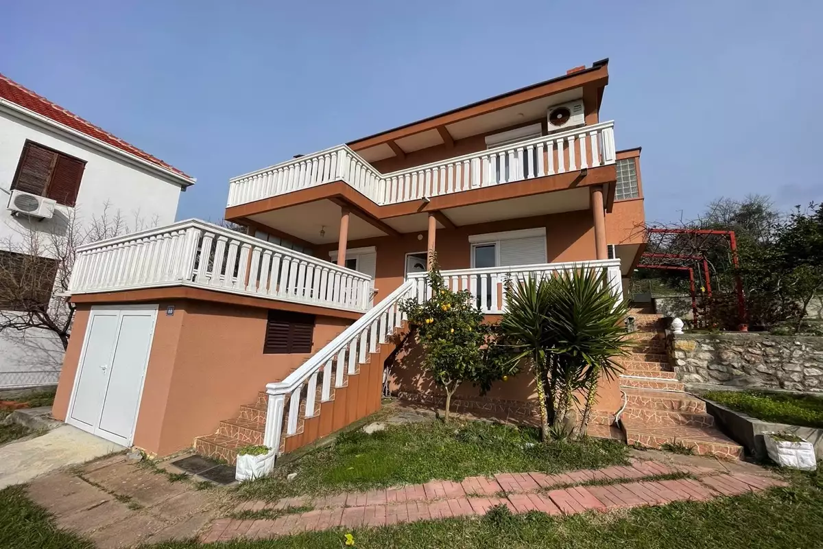 House 150m² in Spain, Barcelona. Priced at 330000€ rent photo-14