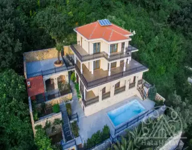 Buy in Montenegro for 1700000€