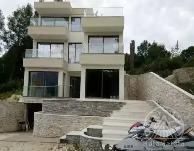 Buy in Montenegro for 1350000€