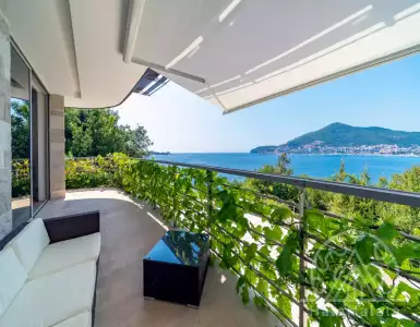 Buy in Montenegro for 1060000€