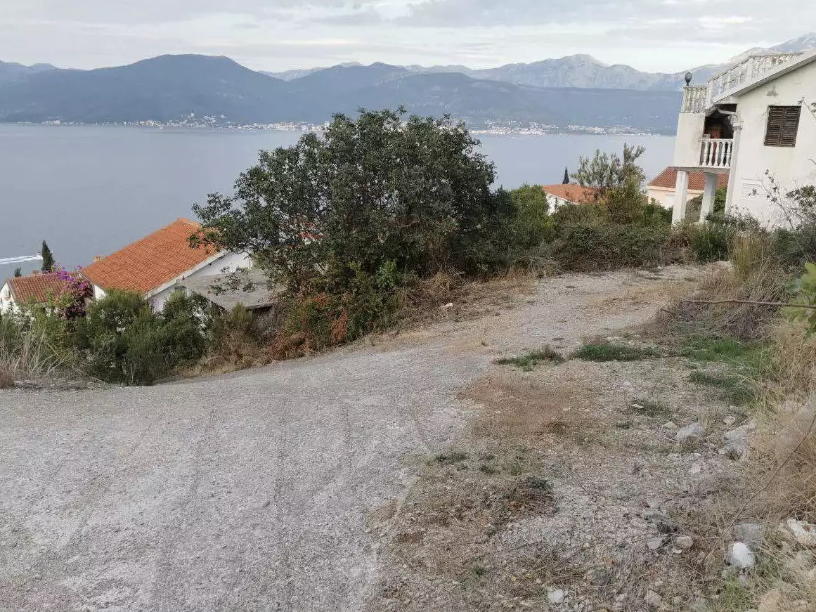 Land 1m² in Montenegro, Krasici. Priced at 63000€ rent photo-4