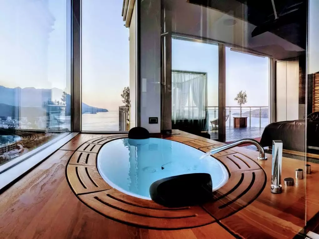 Flat 168m² in Montenegro, Becici. Priced at 575000€ rent photo-3