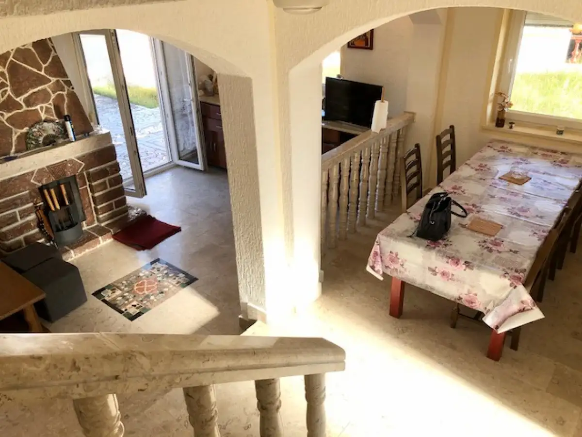 House 180m² in Montenegro, Krimovica. Priced at 350000€ rent photo-4