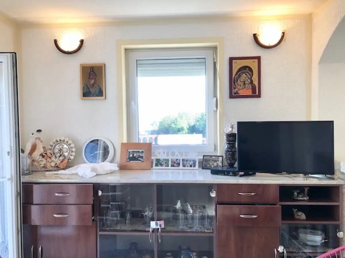 House 180m² in Montenegro, Krimovica. Priced at 350000€ rent photo-6