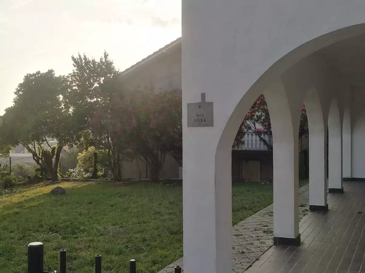 Hotels 480m² in Montenegro, Petrovac. Priced at 682500€ rent photo-13