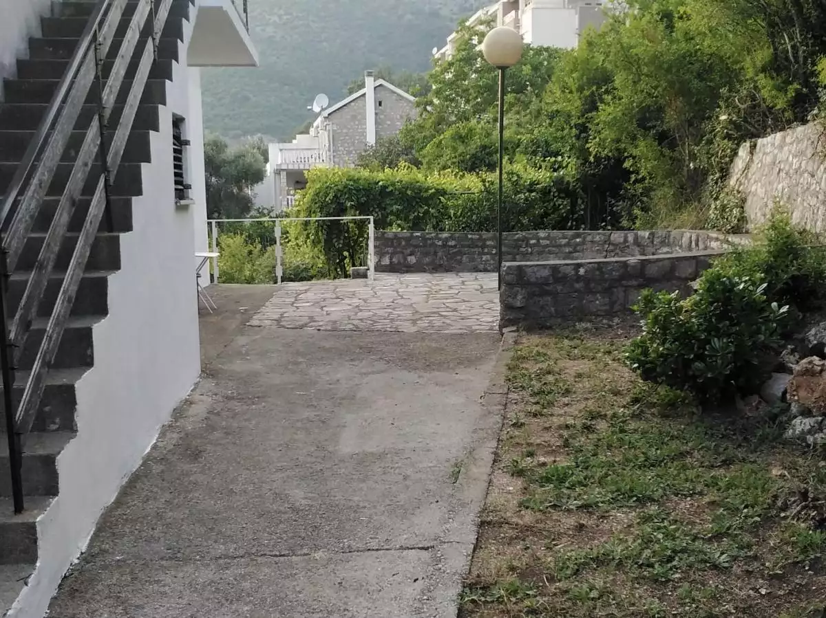 Hotels 480m² in Montenegro, Petrovac. Priced at 682500€ rent photo-22