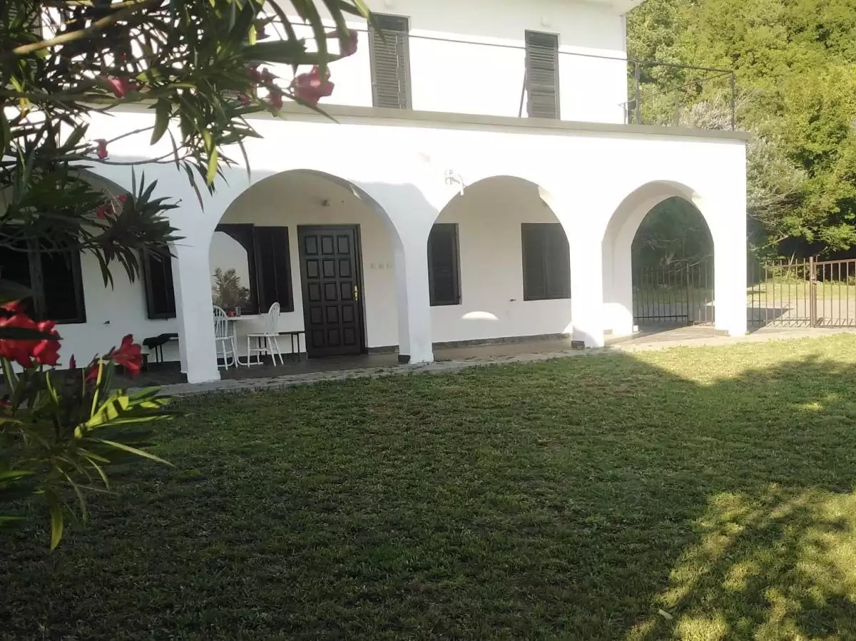Hotels 480m² in Montenegro, Petrovac. Priced at 682500€ rent photo-32