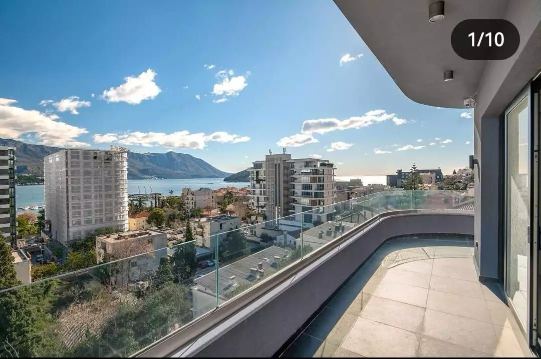 Flat 124m² in Montenegro, Budva. Priced at 870000€ rent photo-1