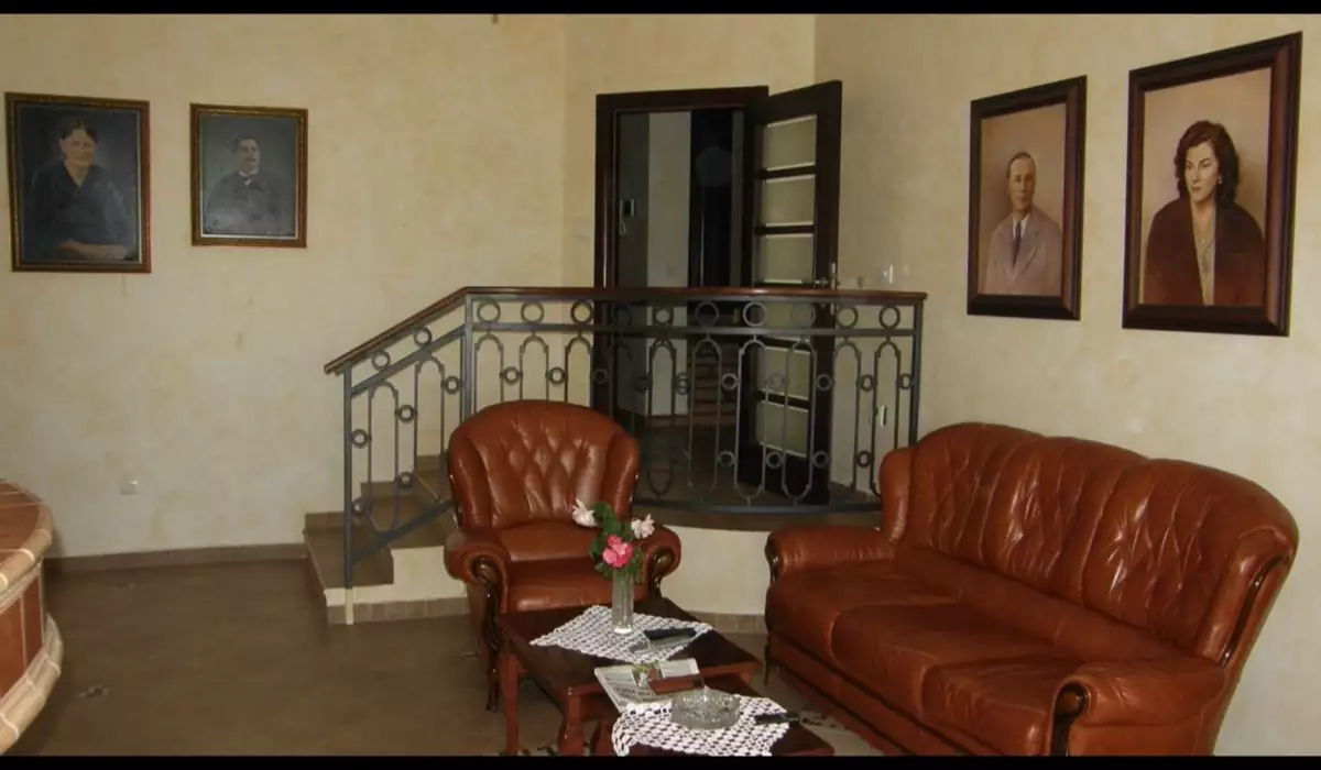 House 300m² in Montenegro, Kavac. Priced at 683000€ rent photo-8