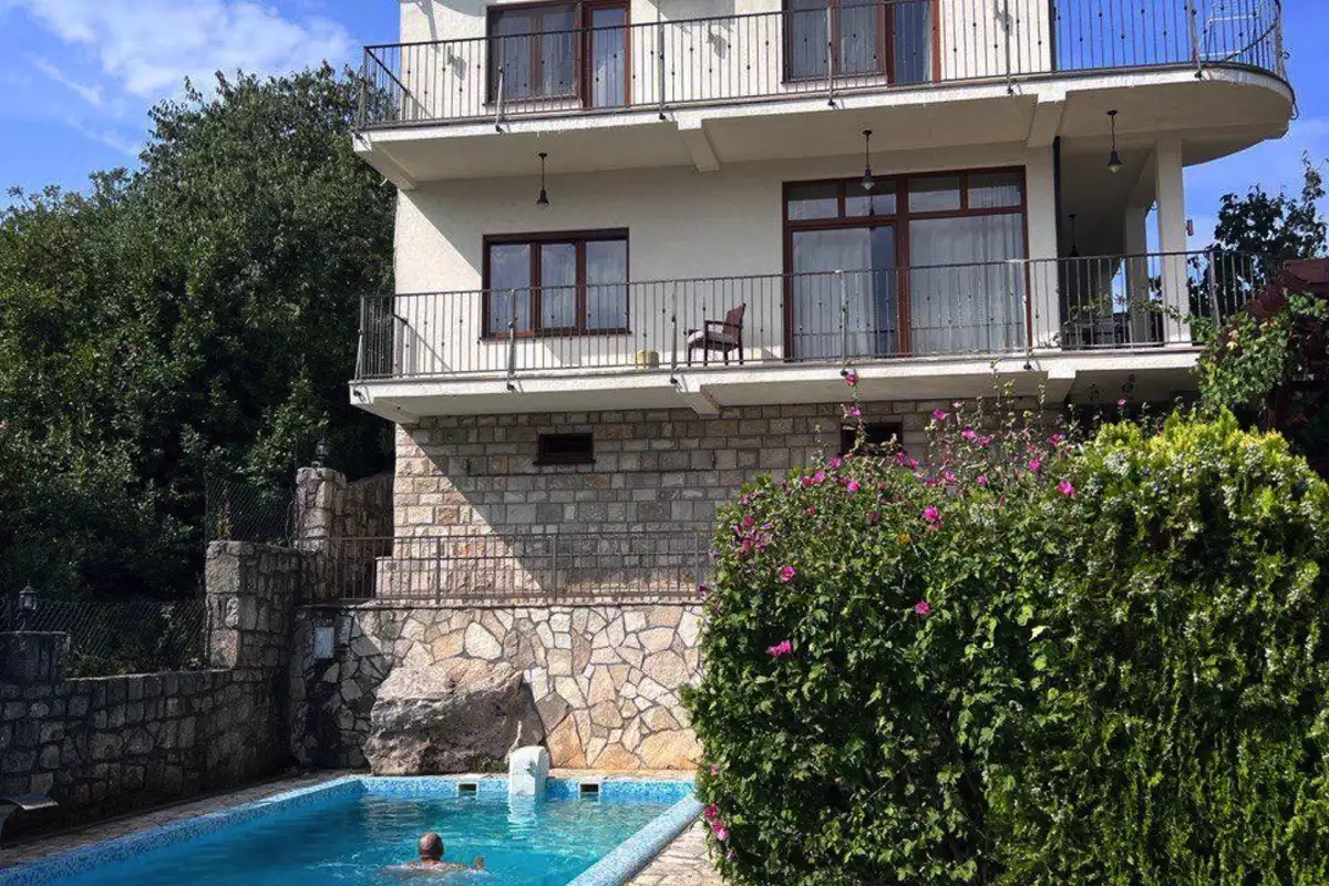 House 130m² in Montenegro, Radanovici. Priced at 355000€ rent photo-1