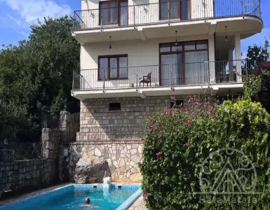 Buy in Montenegro for 355000€