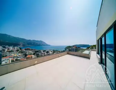 Buy in Montenegro for 700000€