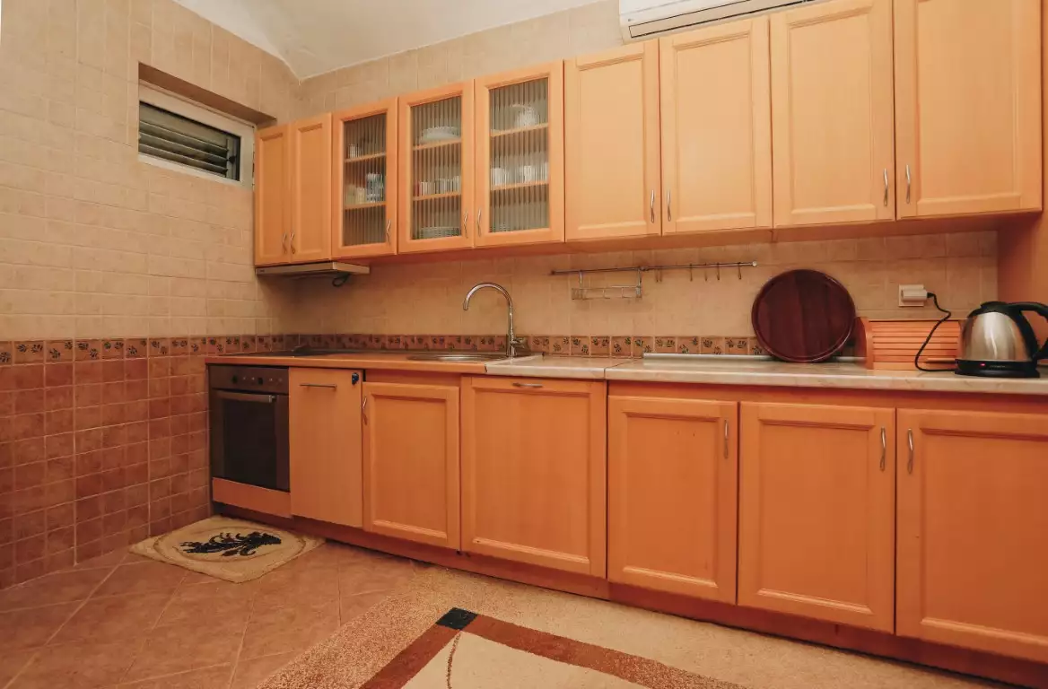 House 121m² in Montenegro, Budva. Priced at 350000€ rent photo-13