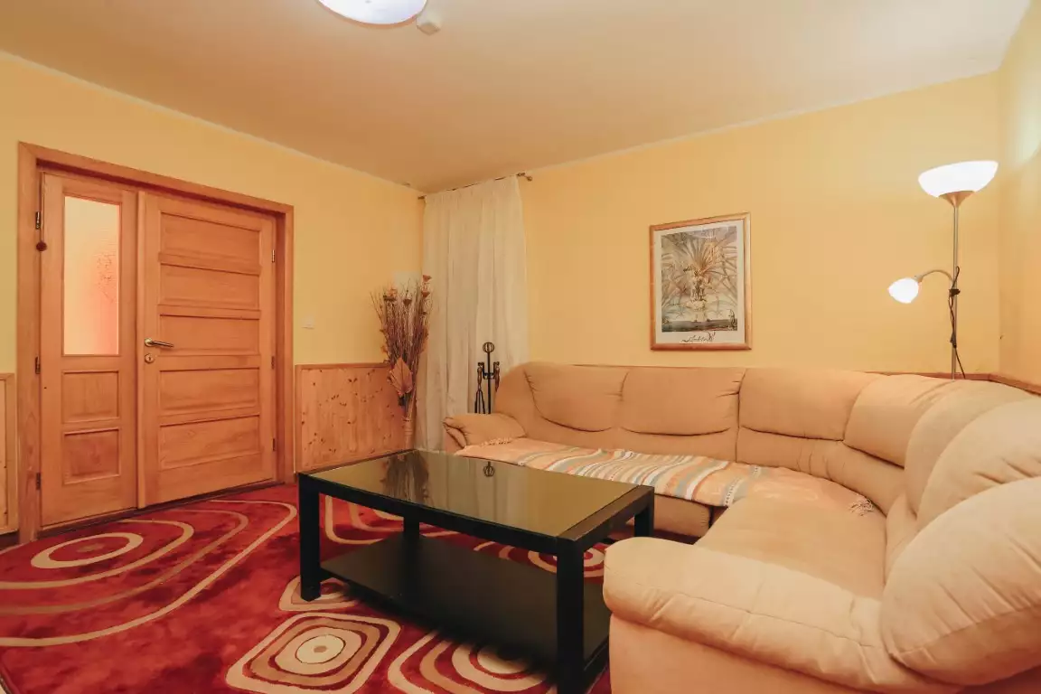 House 121m² in Montenegro, Budva. Priced at 350000€ rent photo-5