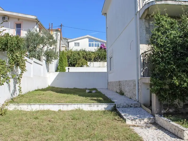 House 236m² in Montenegro, Susanj. Priced at 380000€ rent photo-17