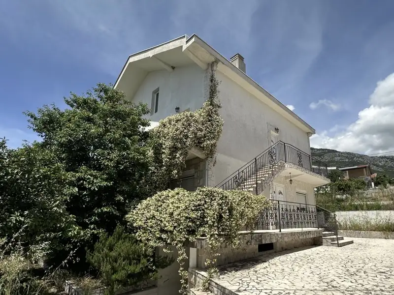 House 236m² in Montenegro, Susanj. Priced at 380000€ rent photo-26