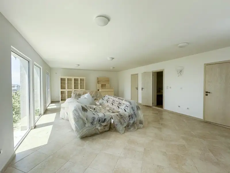 House 236m² in Montenegro, Susanj. Priced at 380000€ rent photo-32