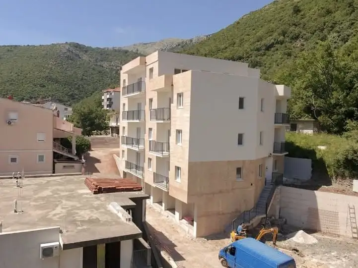 Flat 55m² in Montenegro, Petrovac. Priced at 125000€ rent photo-20