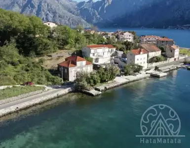 Buy in Montenegro for 2100000€