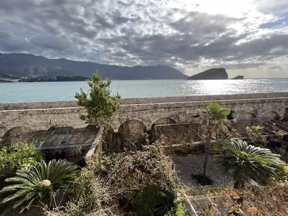 House 100m² in Montenegro, Budva. Priced at 735000€ rent photo-43