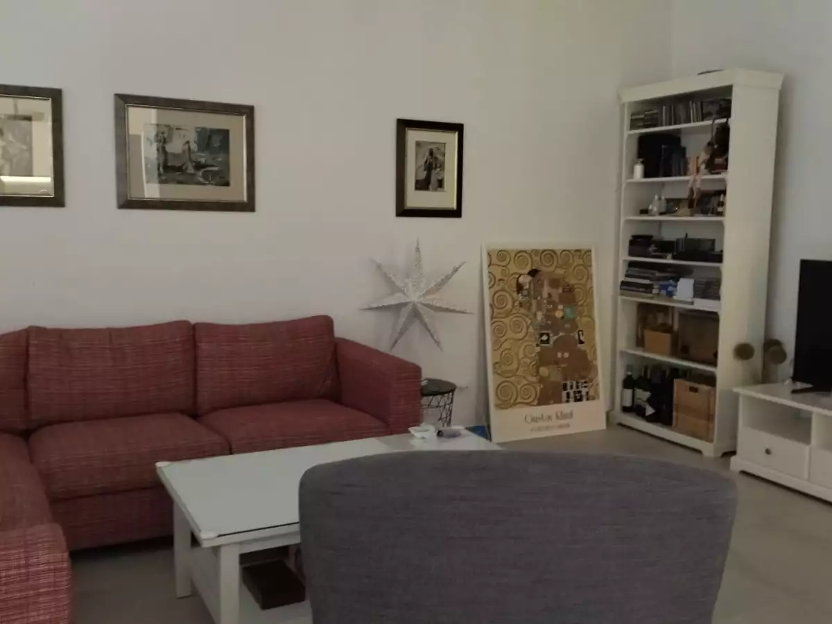 House 199m² in Spain, Barcelona. Priced at 440000€ rent photo-4