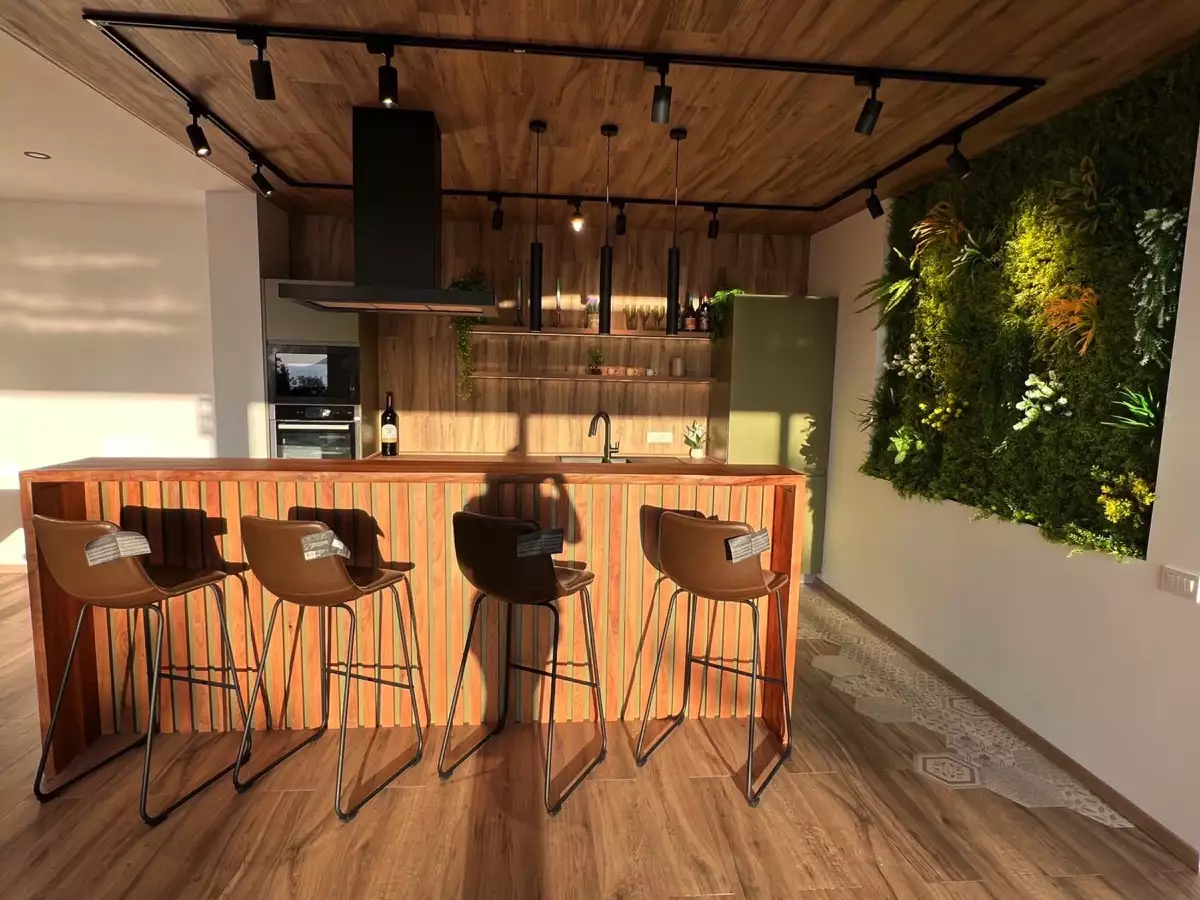 House 480m² in Montenegro, Kavac. Priced at 1750000€ rent photo-6