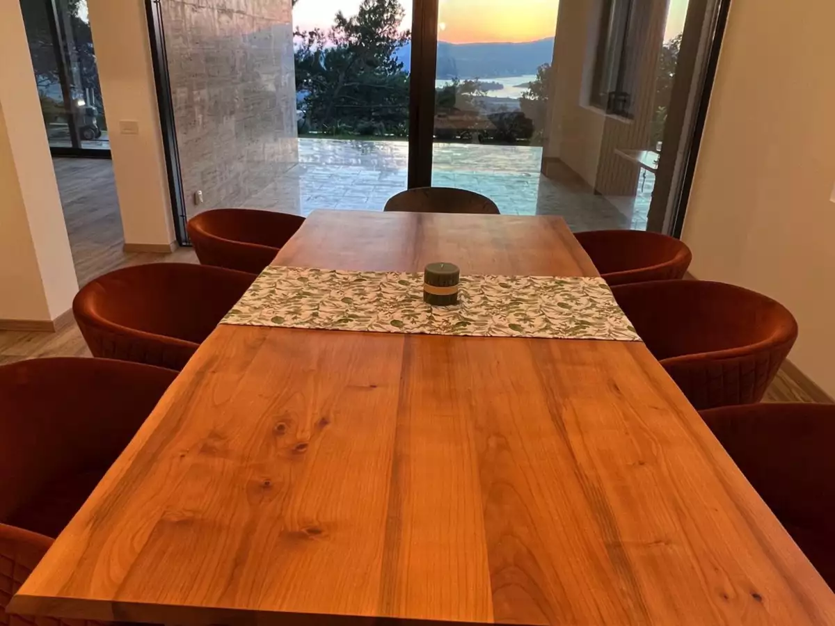 House 480m² in Montenegro, Kavac. Priced at 1750000€ rent photo-8