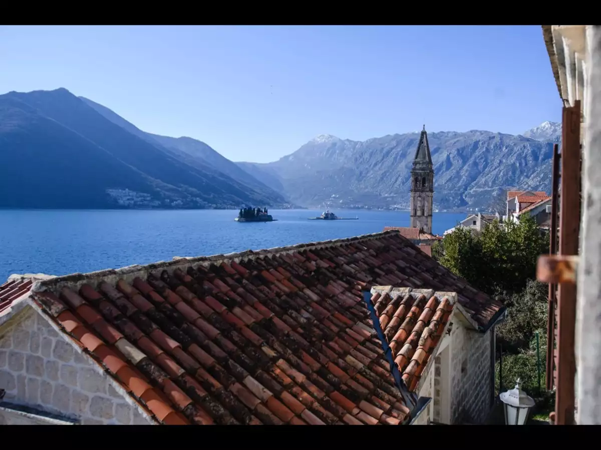 House 134m² in Montenegro, Perast. Priced at 840000€ rent photo-3