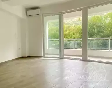 Buy in Montenegro for 100000€