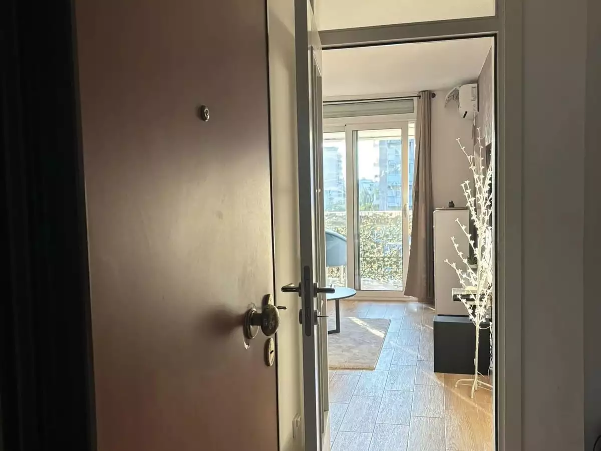 Flat 32m² in Spain, Barcelona. Priced at 95000€ rent photo-2