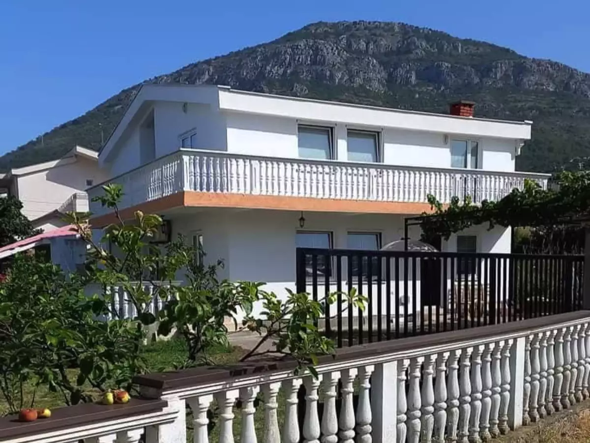 House 164m² in Spain, Barcelona. Priced at 250000€ rent photo-1