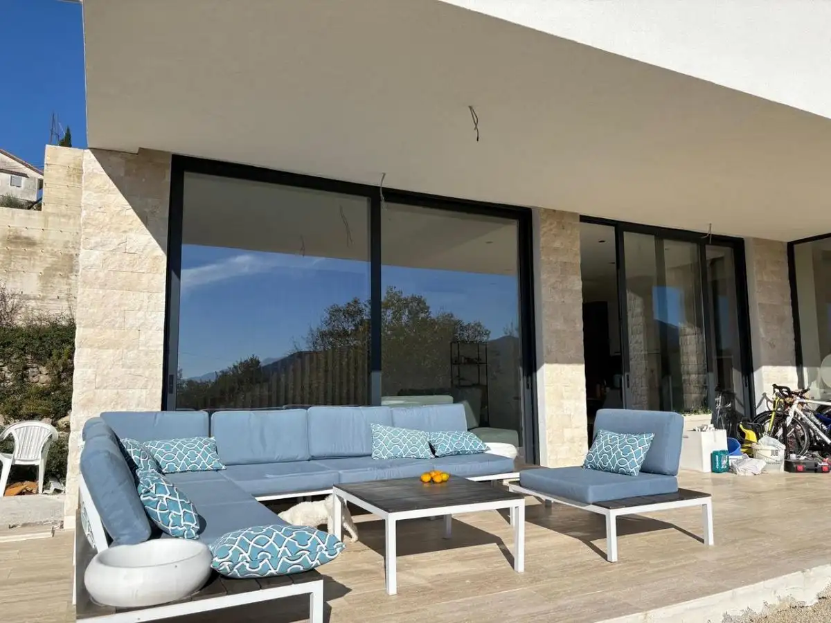 House 165m² in Montenegro, Herceg Novi. Priced at 590000€ rent photo-13